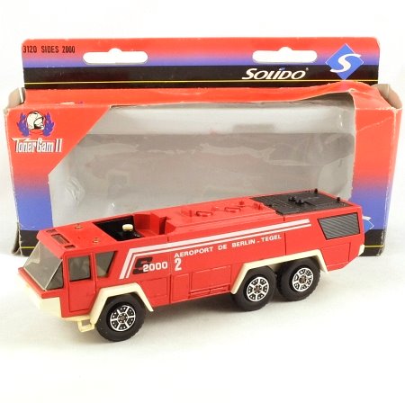 Solido 3120 Sides 2000 Airport Fire Tender