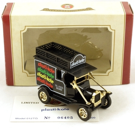 Oxford Diecast 012TG 1912 Model T Ford Van 'plasti-kote'