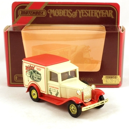 Matchbox Models of Yesteryear Y22-1 1930 Ford Model A Van 'Walter's Palm Toffee'