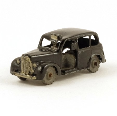  13 Morestone Austin FX3 Taxi