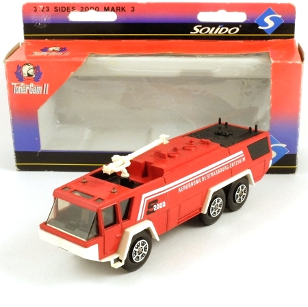 Solido 3123 Sides 2000 Airport Fire Tender