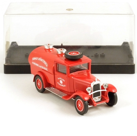 Solido 4422 Citroen C4F 1930 Fire Service Tanker