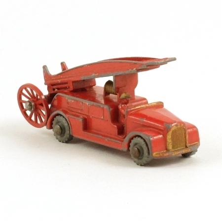 Matchbox 9b Dennis Fire Engine