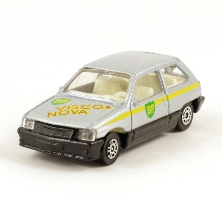 Corgi Juniors J40 Vauxhall Nova