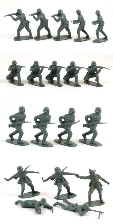 51451-2 WWII German Infantry x 19