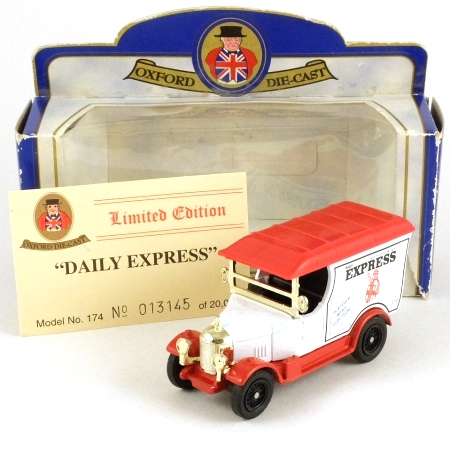 Oxford Diecast 174 1930 Morris Bullnose Van 'Daily Express'