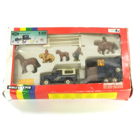 Britains 9658 Land Rover Gift Set