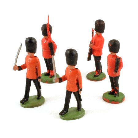 Britains Guardsmen x 5