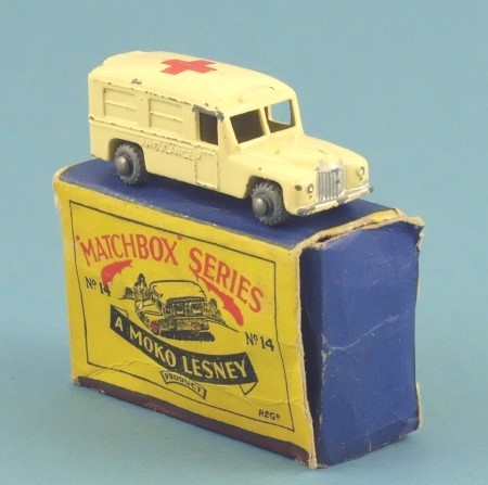 Matchbox 14a Daimler Ambulance