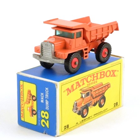 Matchbox 28d Mack Dump Truck