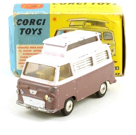 Corgi 420 Ford Thames 'Airborne' Caravan