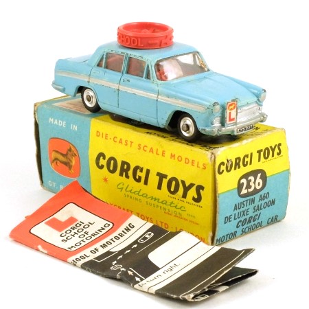 Corgi 236 Austin A60 Motor School