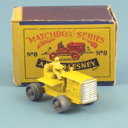 Matchbox 8a Caterpillar Tractor