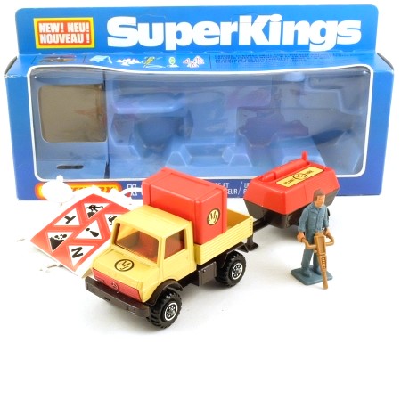 Matchbox King Size K30-2 Unimog and Compressor