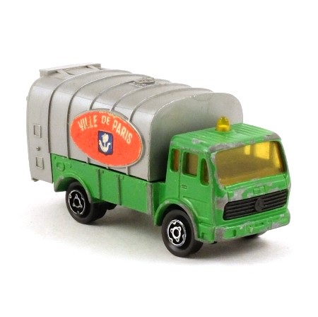 Majorette 218 Mercedes Benz Refuse Truck