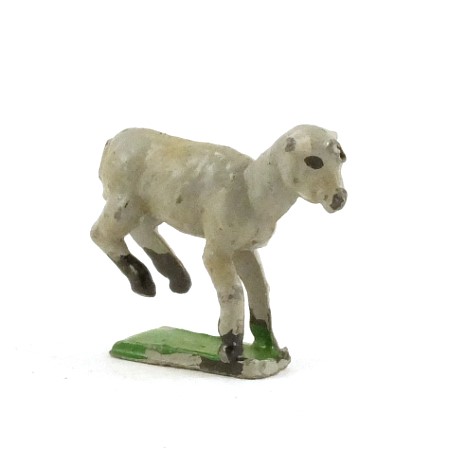 Cherilea 6/12 Lamb, gambolling