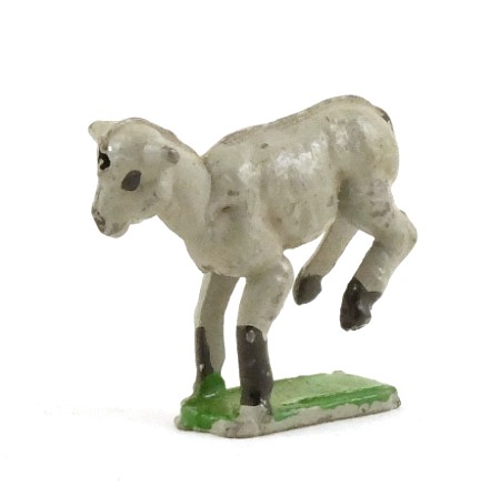 Cherilea 6/12 Lamb, gambolling