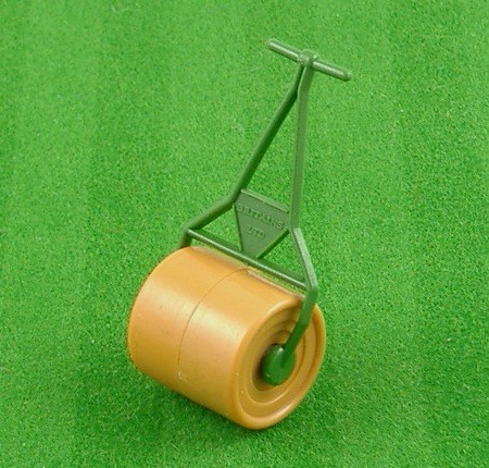 Britains Floral Garden Garden Roller