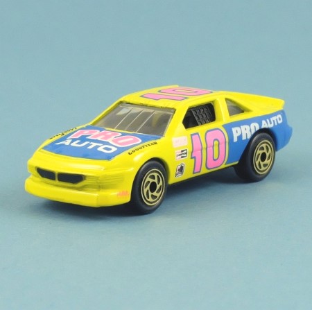 Matchbox MB22 Pontiac Grand Prix Stock Car
