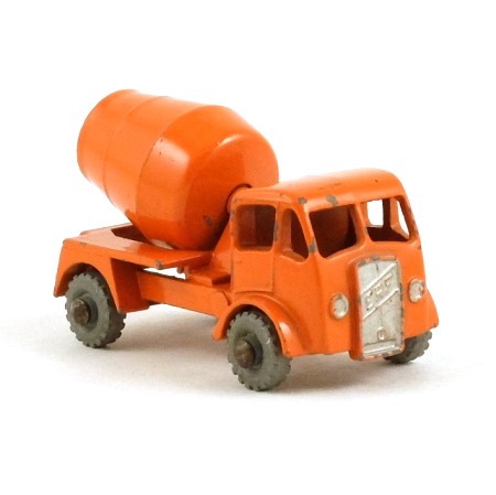 Matchbox 26a ERF Cement Mixer Truck
