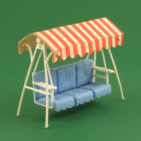 Britains Floral Garden 2597 Swing Couch with Canopy