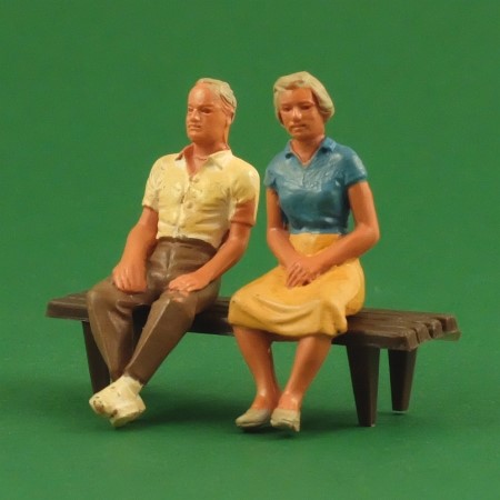 Britains Floral Garden Elderly Couple on Garden Bench