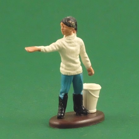Britains 2039 Girl with bucket