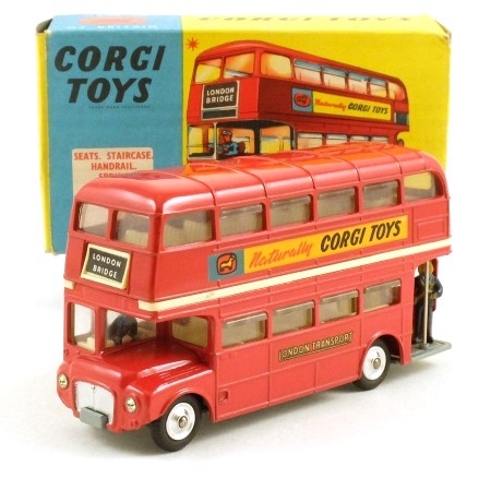 Corgi 468 Routemaster Bus