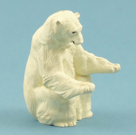 Britains 1333 Polar Bear sitting