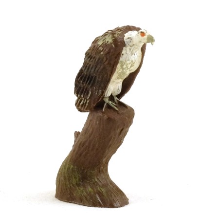 Britains 1389 Vulture on tree stump