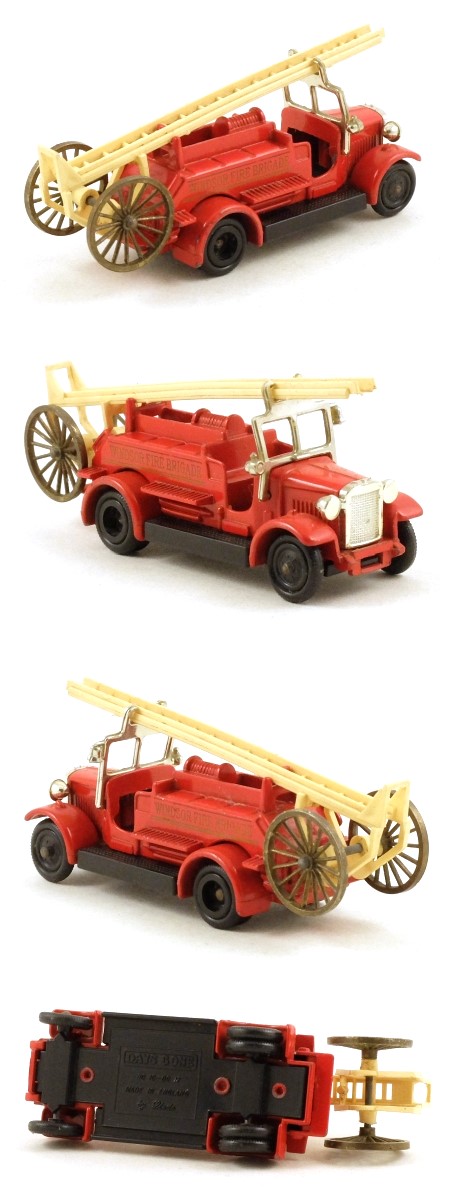 DG012 1934 Dennis Fire Engine 'Windsor'