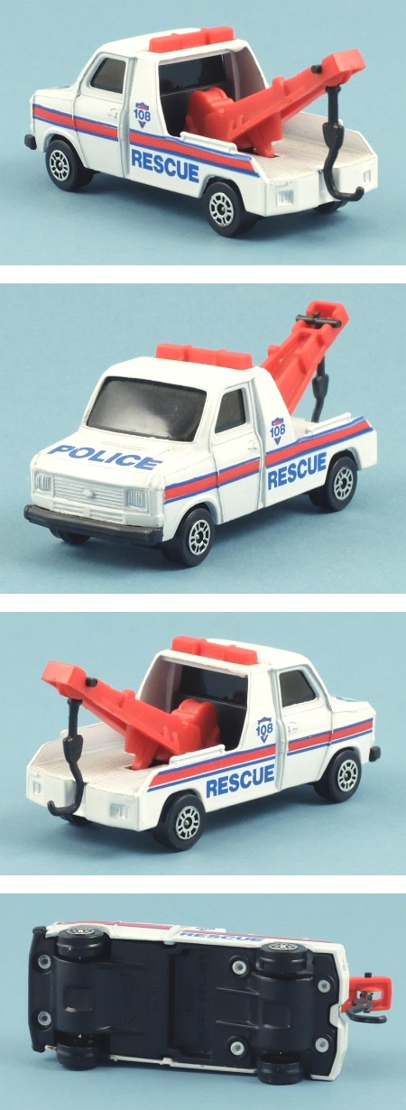 Juniors J24 Ford Transit Wrecker Truck