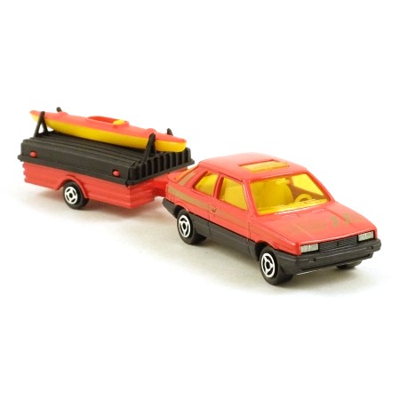 Majorette 372 Renault 11 and Canoe Trailer