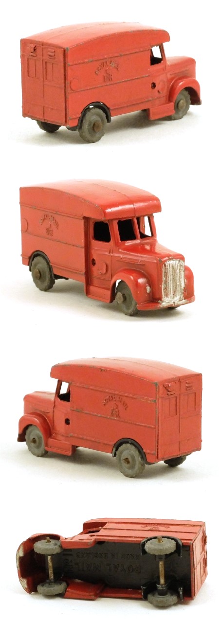 11 Morestone Morris Commercial Van 'Royal Mail'