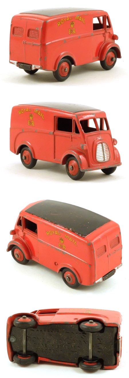 260 Morris J Van 'Royal Mail'